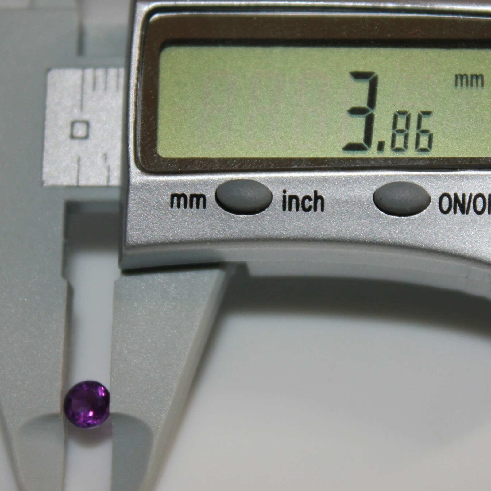 Amethyst 2mm, 3mm, 3.5mm, 4mm, 5mm, 6mm, 7mm, 8mm Faceted Round Gemstone(s)