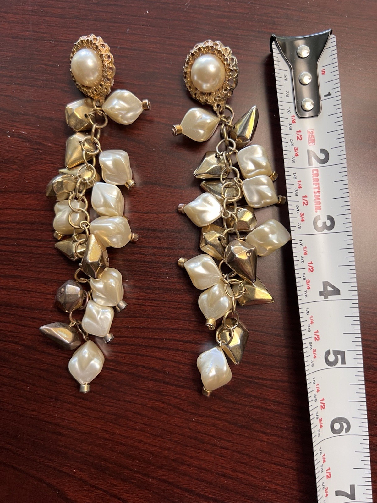 Stylish Costume Jewelry Earrings – Fashion Statement or Everyday Wear