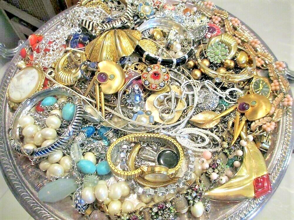10 Pounds Unsorted Jewelry Lot Vintage Modern Lot Wear Junk Craft DIY Repurpose