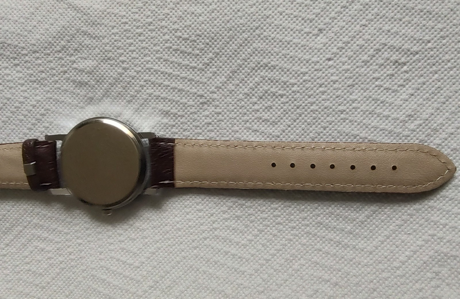 Malloom Watch Male Female Unisex Brown Leather Strap Silver Tone