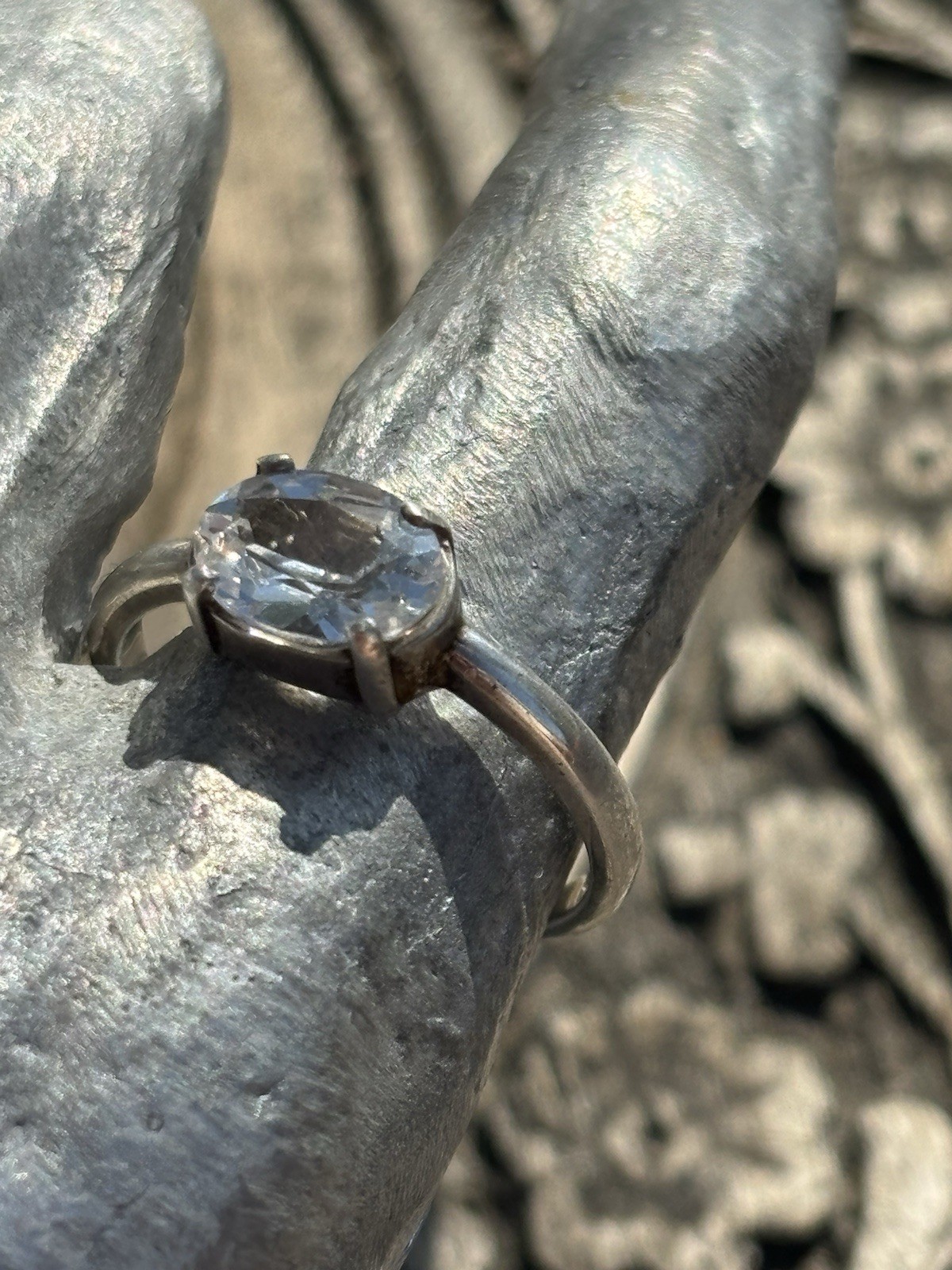 Silver oval white cubic zirconia ring size 7