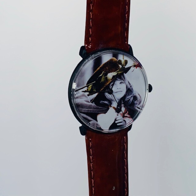 Pretty as Picture Kim Anderson figurine vtg Classico wristwatch watch girl hat