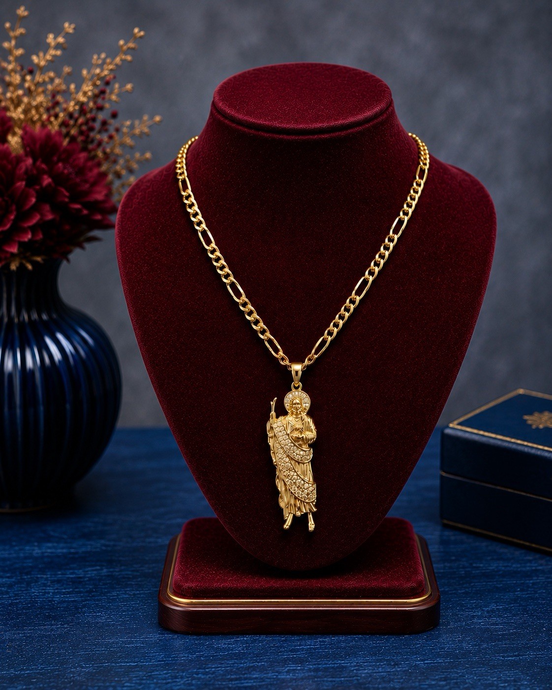 Gold plated Figaro none tarnished Charm Pendant Necklace Lobster Closure
