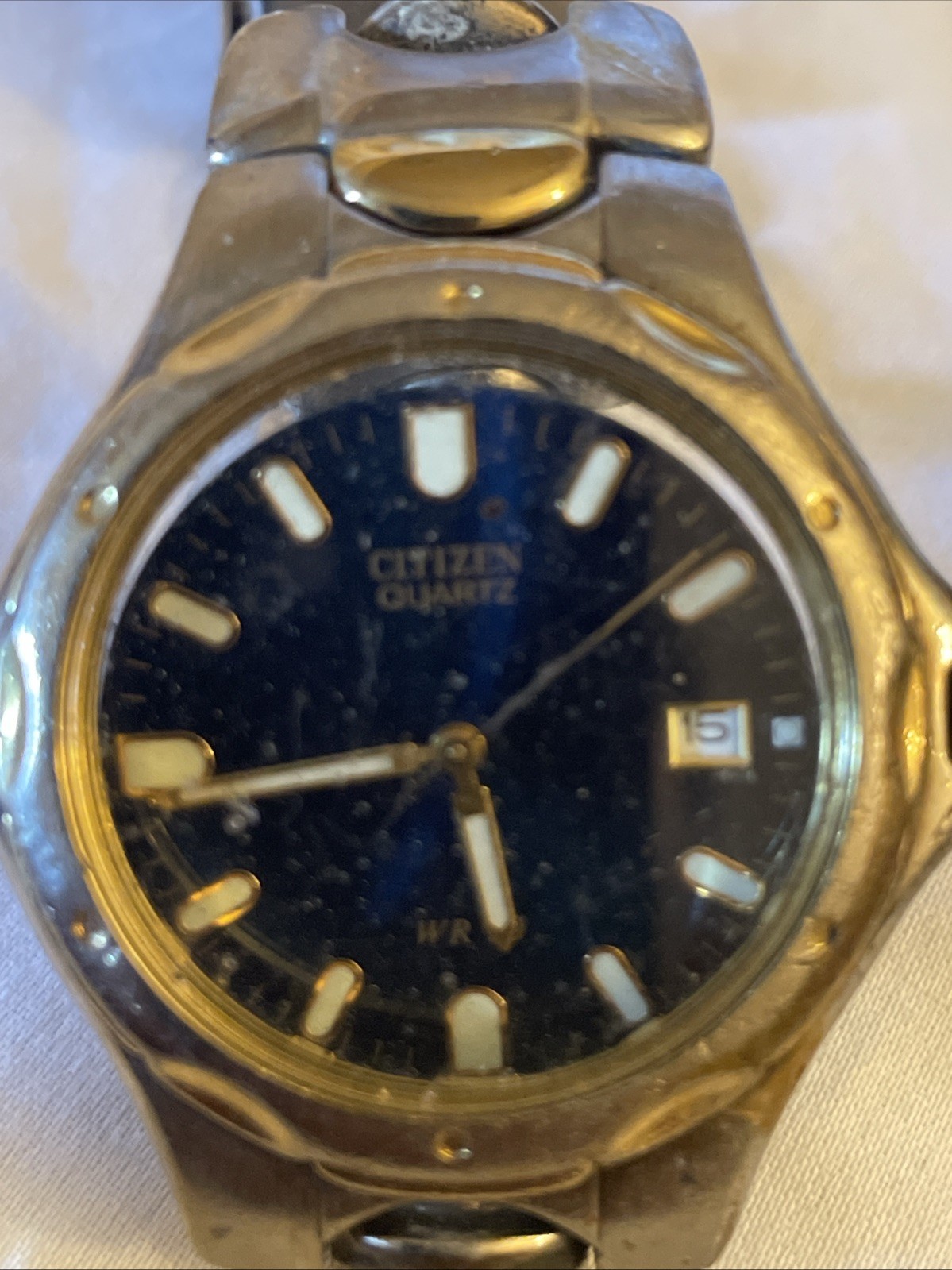 citizens quartz mens watch