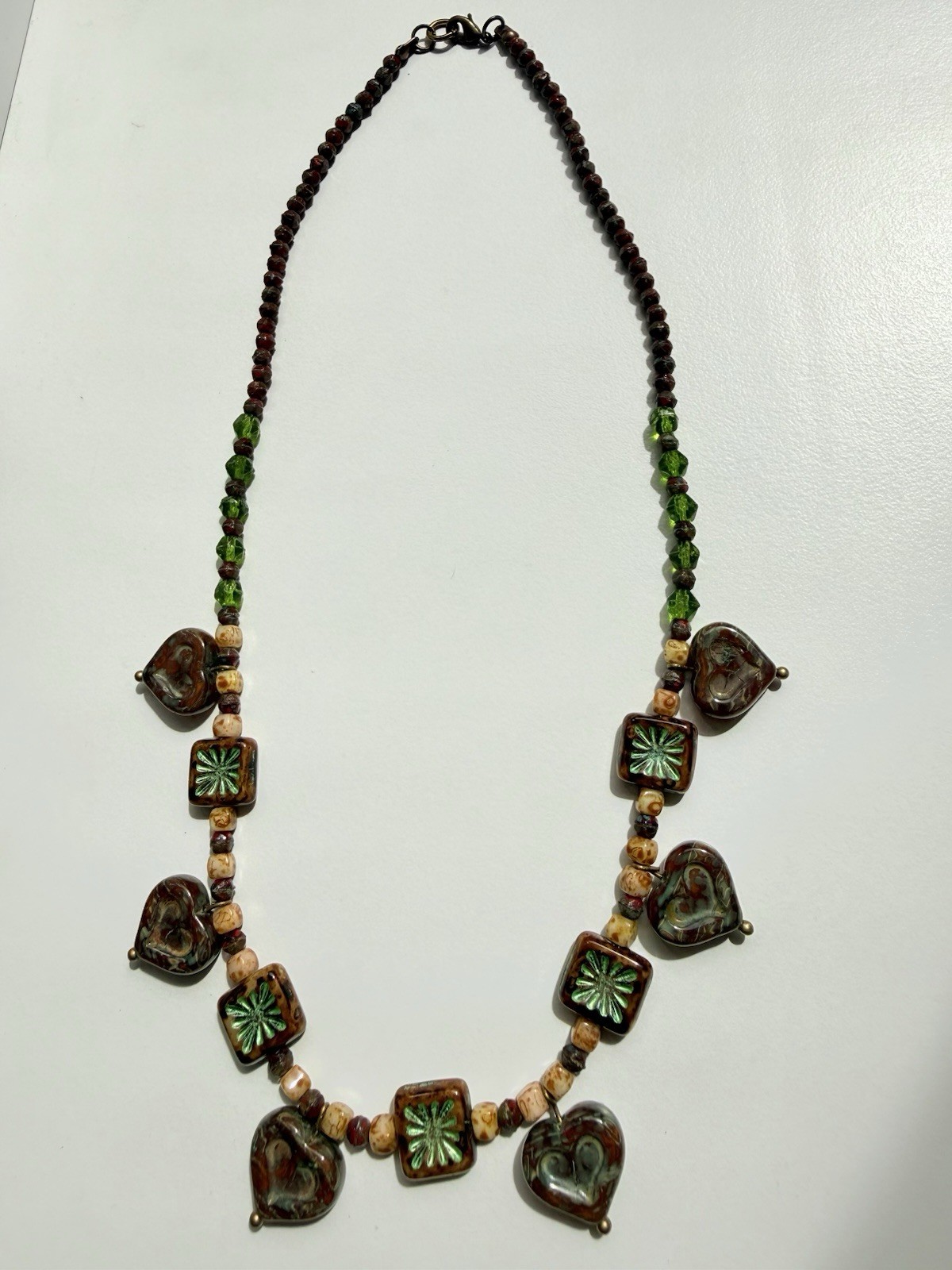 Czech Molded Glass Bead Necklace Hearts and Flowers (3304)