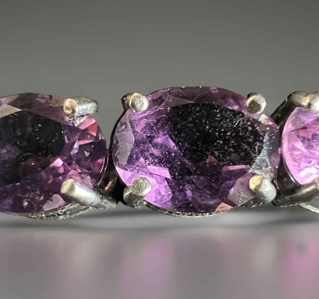 Sterling Silver Amethyst Tennis Bracelet 20 Gems 8mm X 7mm Oval 7.5 In Wt 19g