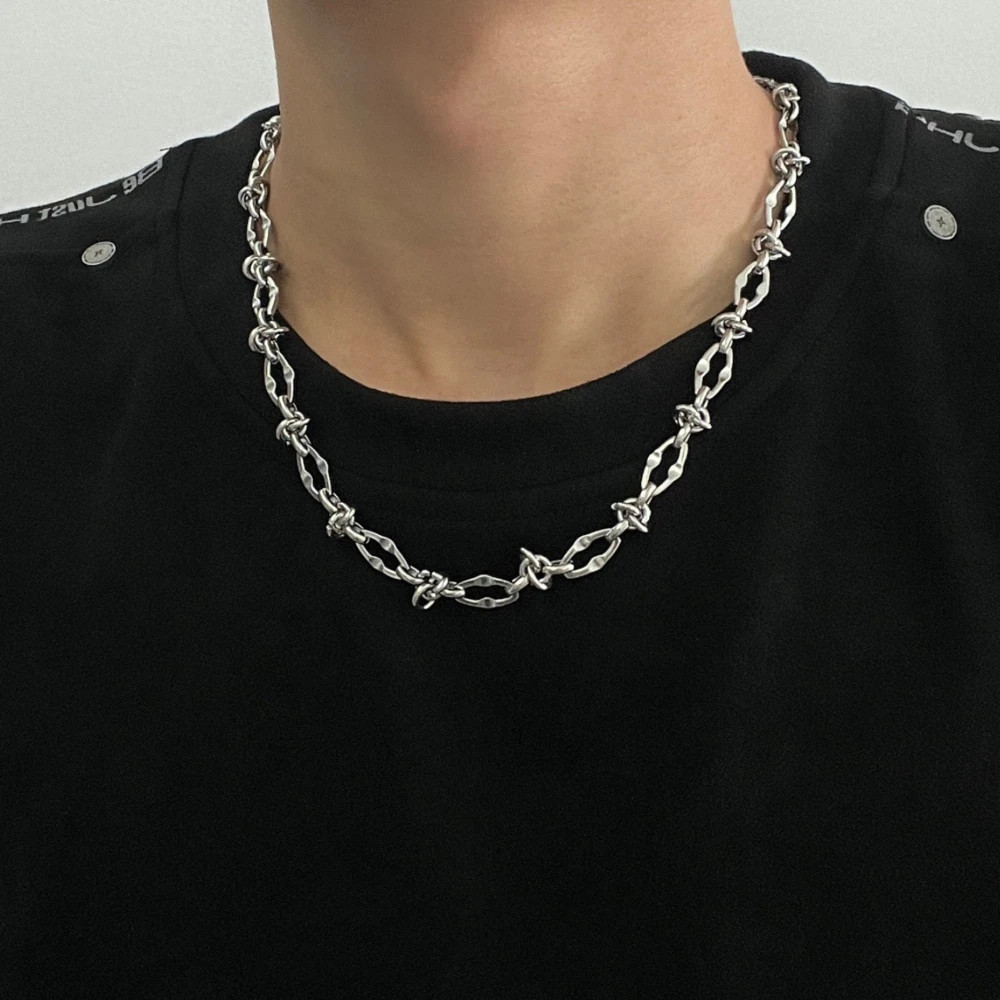New Hip Hop Thorn Knot Necklace For Man Woman Non Fading Titanium Steel Clavicle