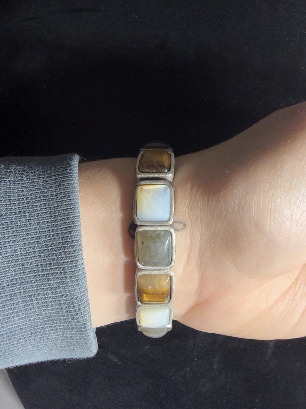 Silver Tone Stretch Link Bracelet Square Multicolor Stones Bezel Set 7 in