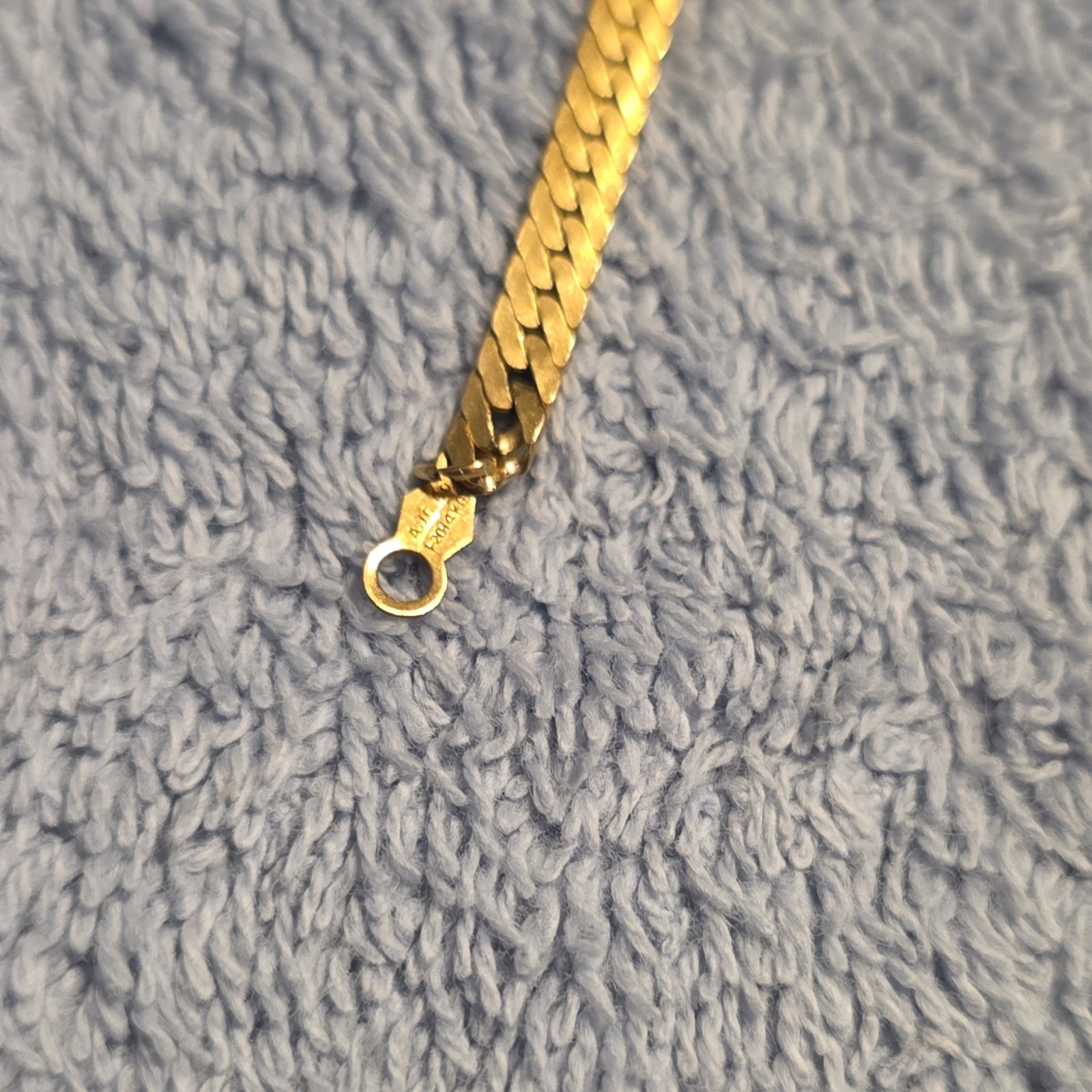 I-20 14 K GF Curb Link Chain Necklace Spring Ring Clasp 18in, 7.71 grams.