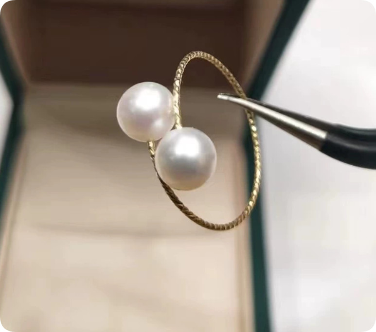 Stunning AAA+ 6-7mm natural Akoya white round pearl rings 14k Gold Elasticity