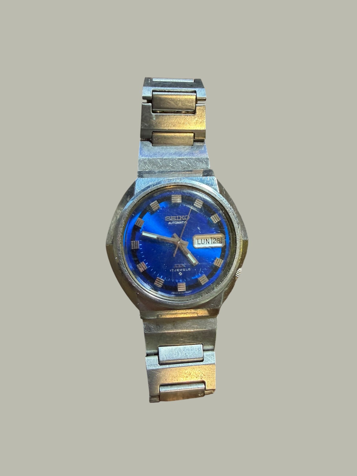 Vintage Seiko Automatic 17 Jewels Blue Dial Day Date Stainless Steel Wristwatch