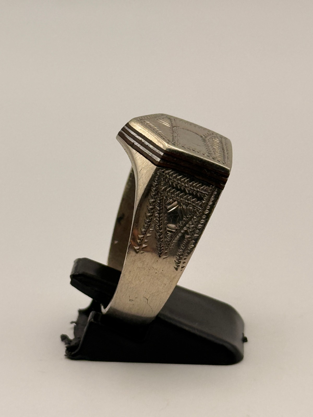 Rare Amazigh Berber Handmade Antique Ring – Authentic Moroccan Tuareg Jewelry!