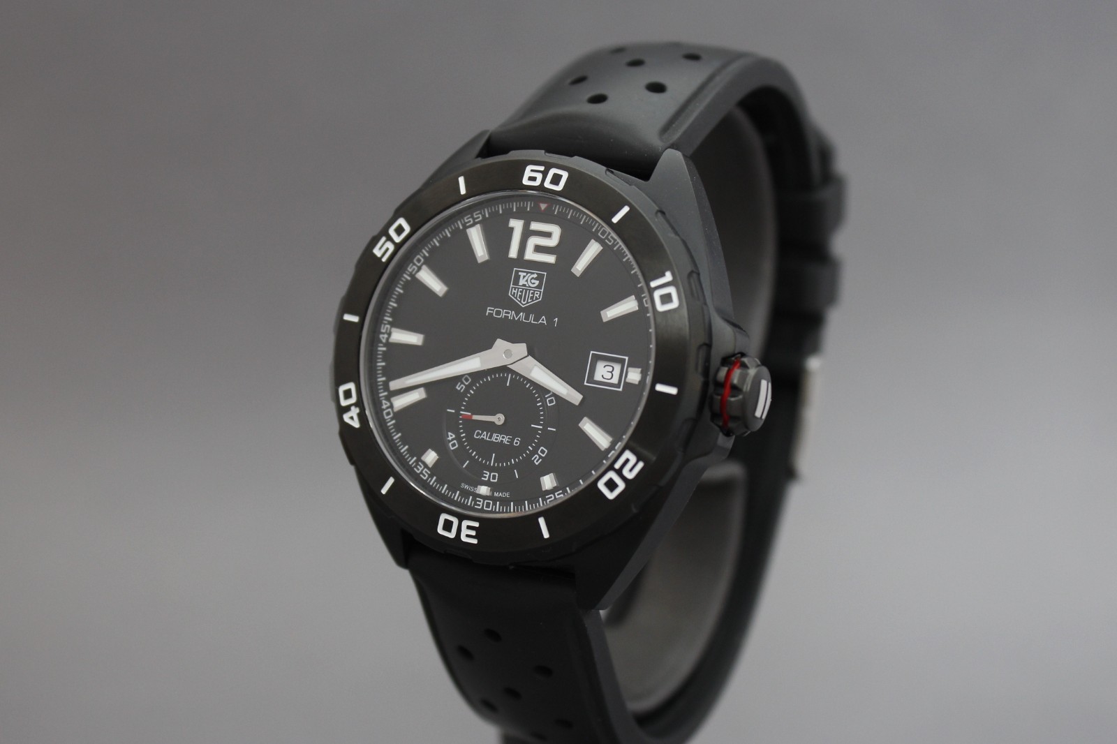 Tag Heuer Formula 1 Calibre 6 Automatic Black DLC Steel WAZ2112 6-Month Warranty