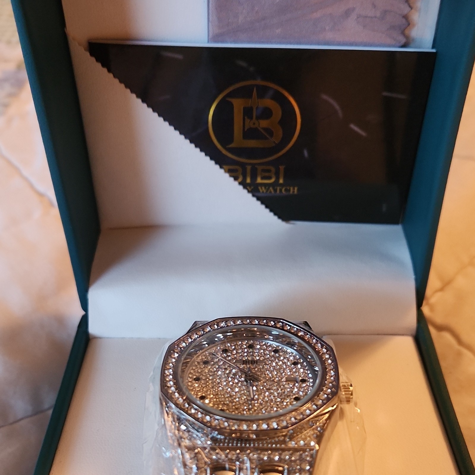 BIBI Luxury Quartz Analog Silver Tone Crystal Dial Date SS Bracelet w/ Box