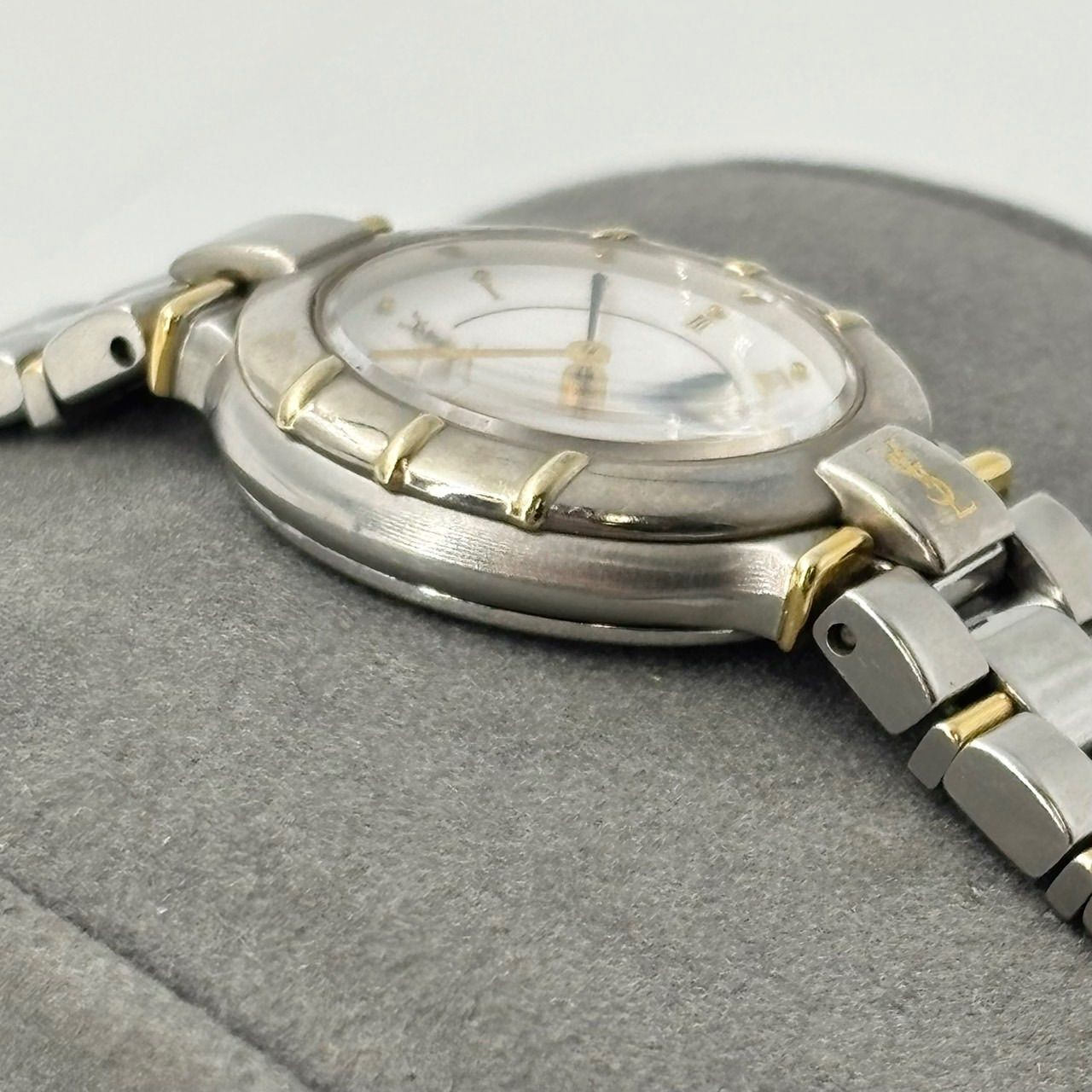 Yves Saint Laurent Ladies Watch 1805