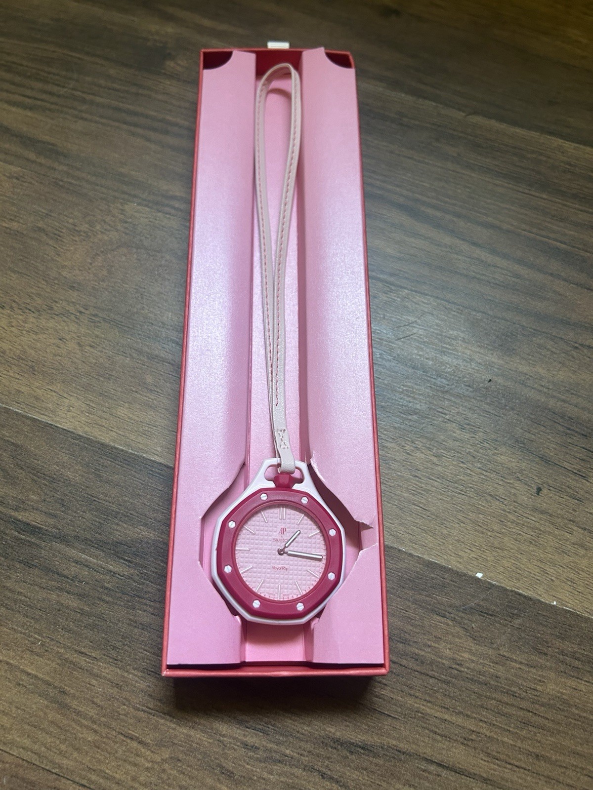 Swatch Royal Pop Otto Rosso Pink Quartz Analog 41mm Silicone Watch w/ Box