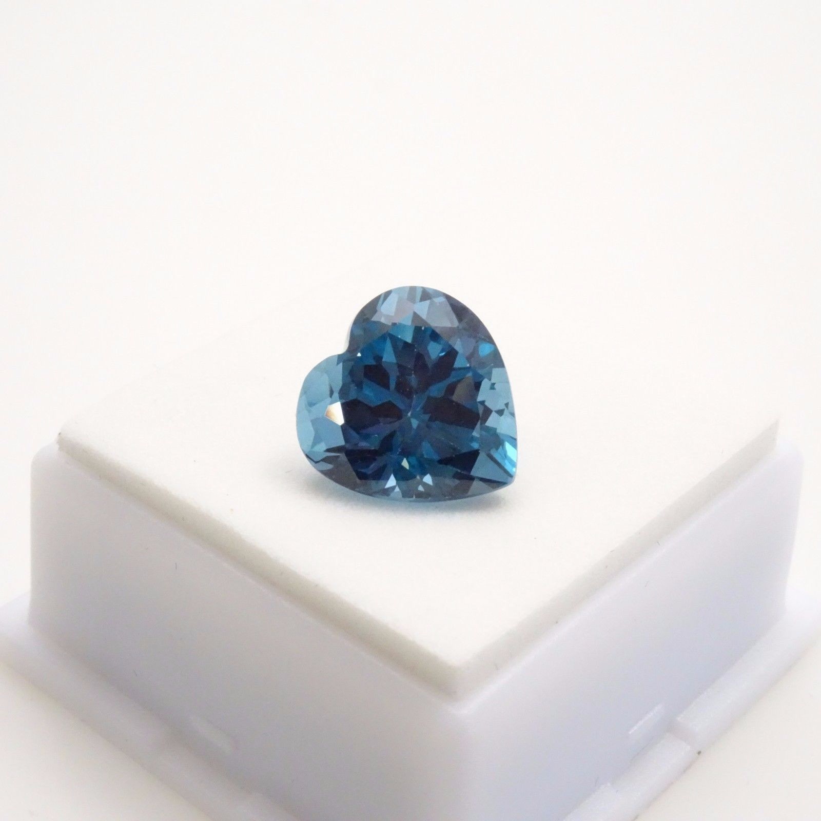 London Blue Topaz – Heart – 9.81ct -12.6×13.05mm – Topaz Loose Gemstone
