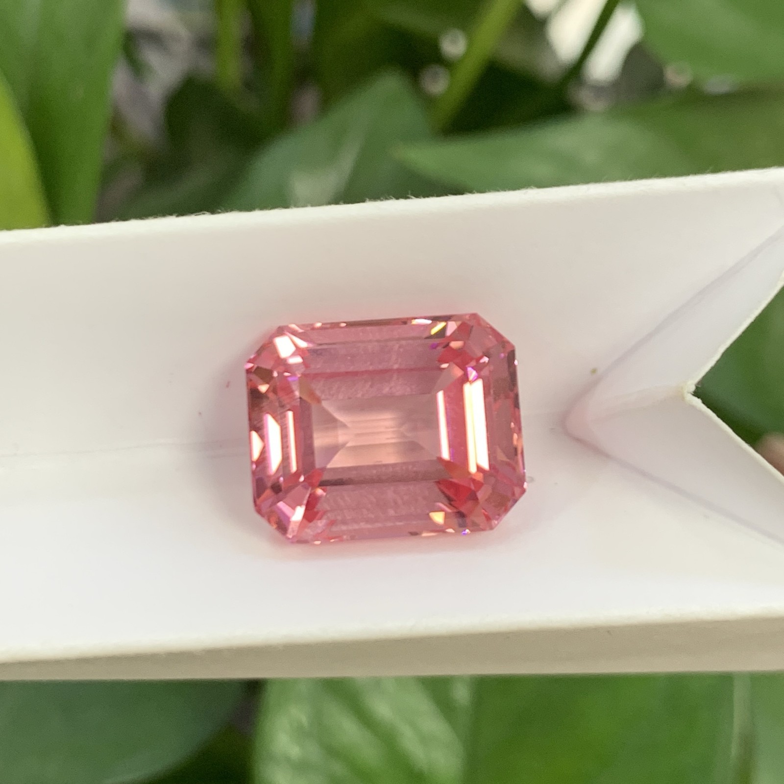 Wholesale Price 0.5-10ct Natural Emerald Cut Pink Padparadscha for Jewelry