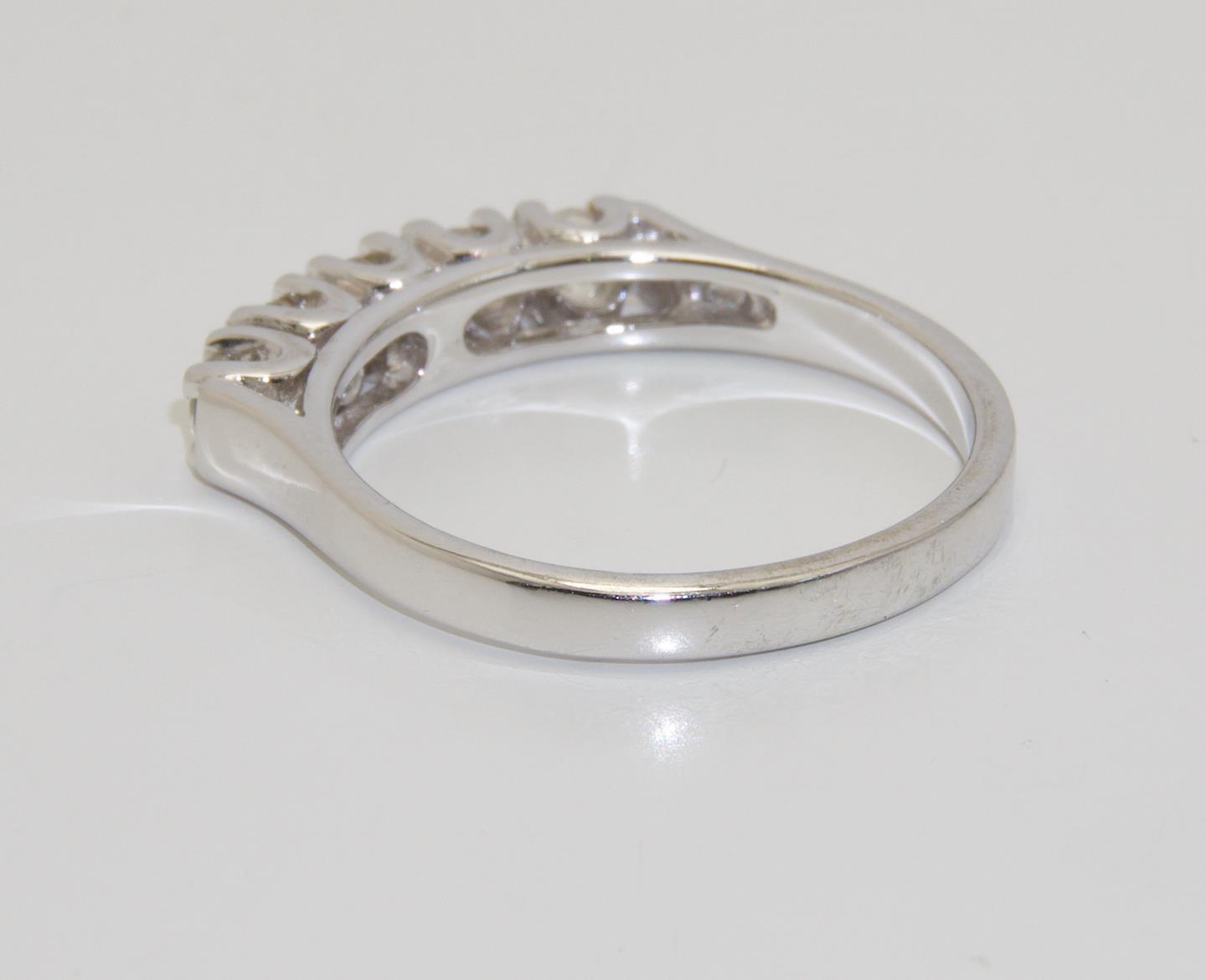 9carat 9k White Gold Sri Lankan Rainbow Moonstone Ring Size UK-M 1/2 US-6 1/4