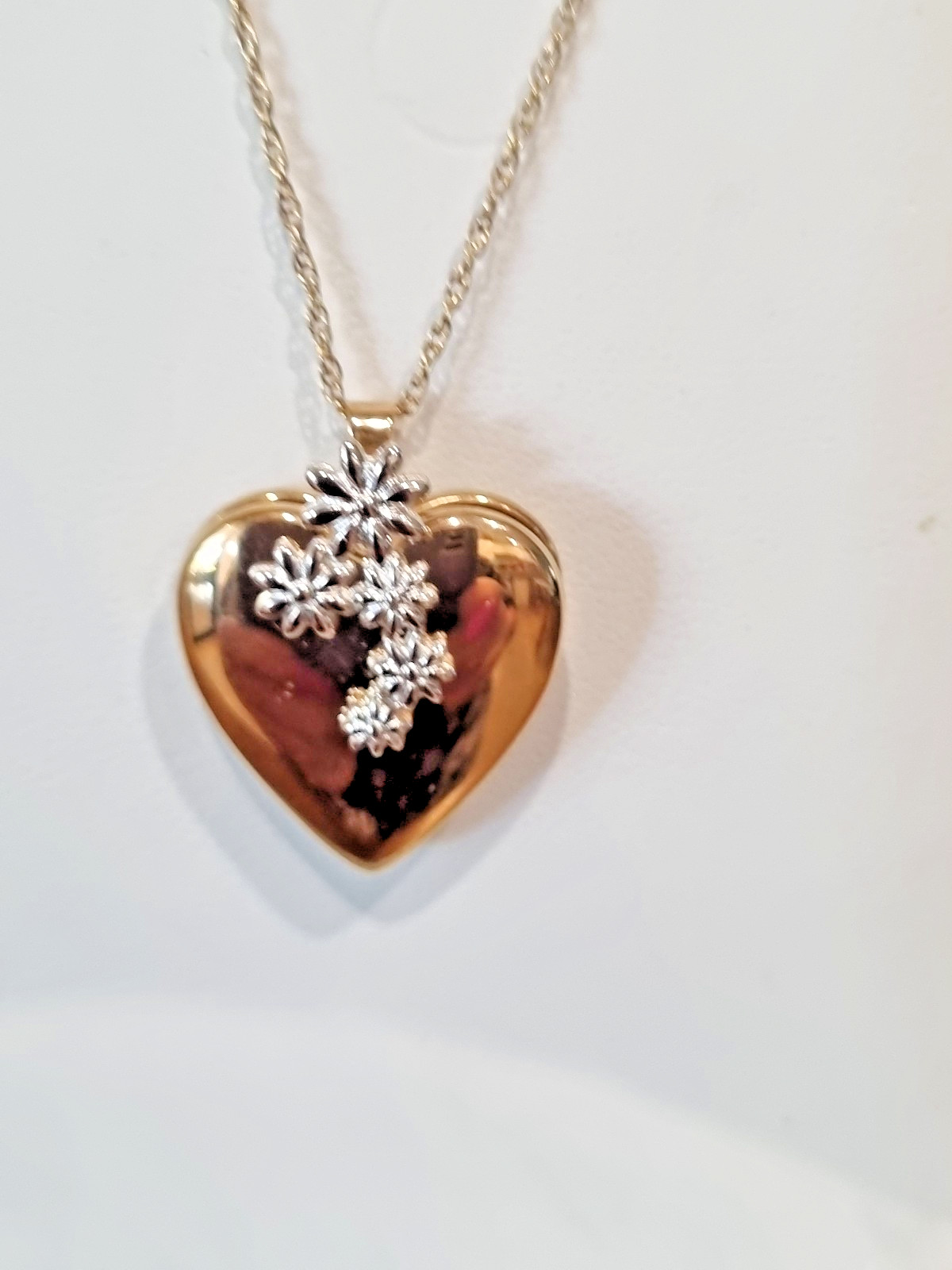 Vintage 14k White Yellow Gold Fill Heart Locket Chain USA made See Video c1990s
