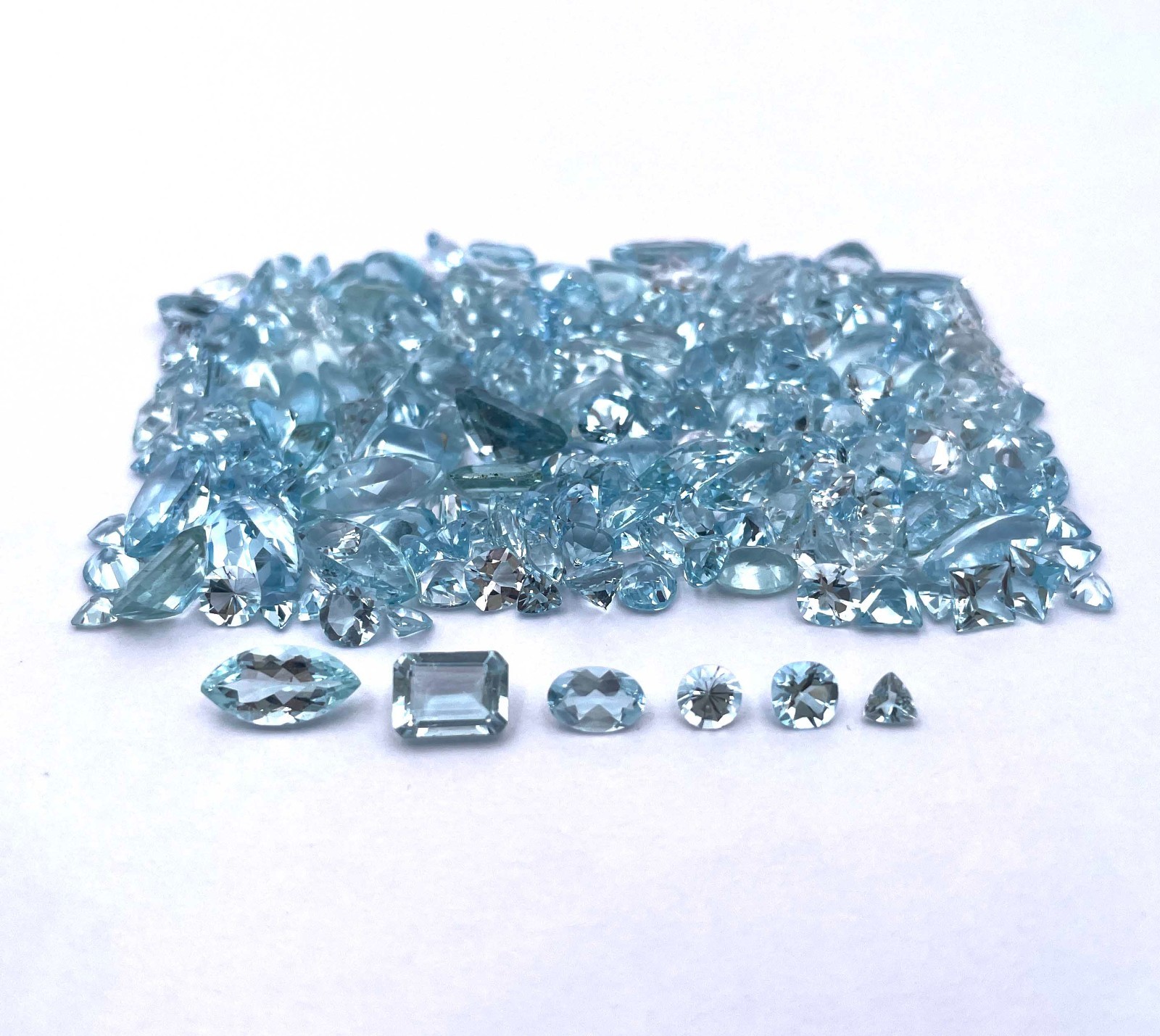 Natural Aquamarine Mix Shape Cut Loose Gemstone Lot 30-35 Pcs 3-7 MM 10 CT