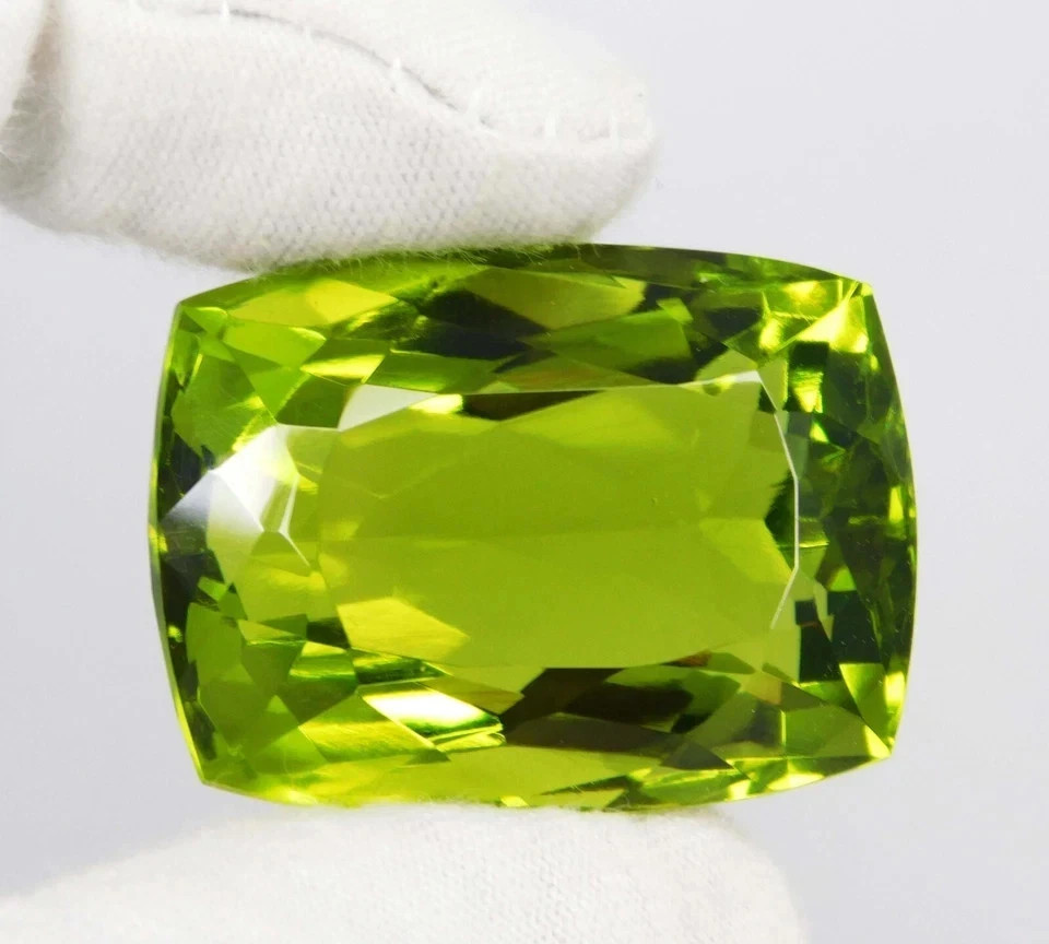 100 CT Certified Green Peridot Cushion Cut Flawless Certified Loose Gemstone