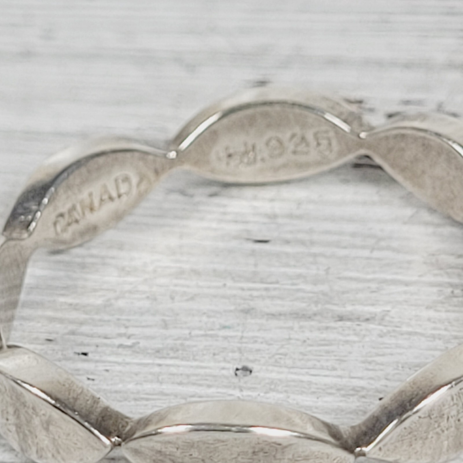 VINTAGE CANADA BAND STERLING SILVER 925 RING SZ 7.5 SOUTHWEST RETRO PRETTY