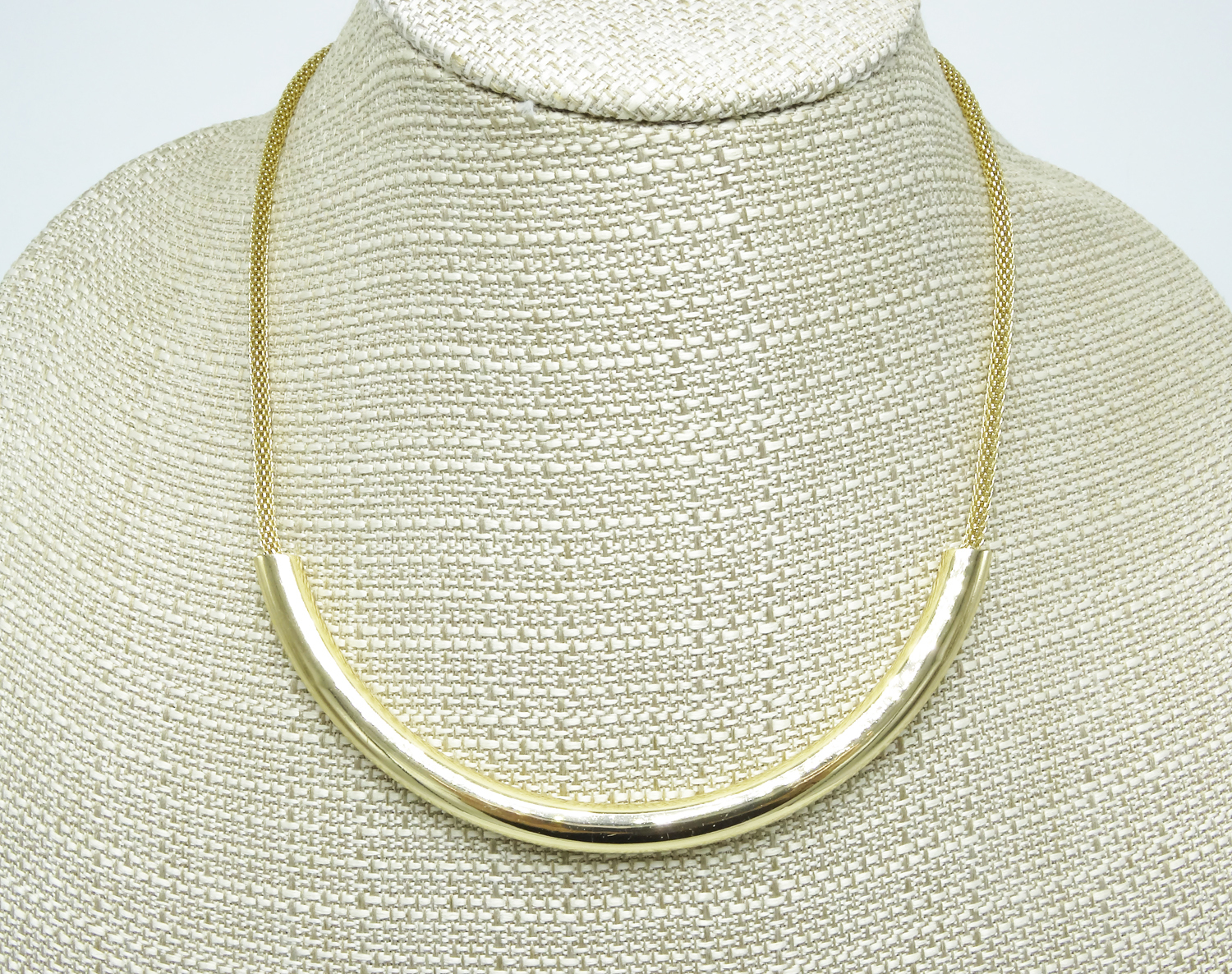 New Shiny Gold Mesh Chain Necklace with Curved Bar $22 Tags #N2588