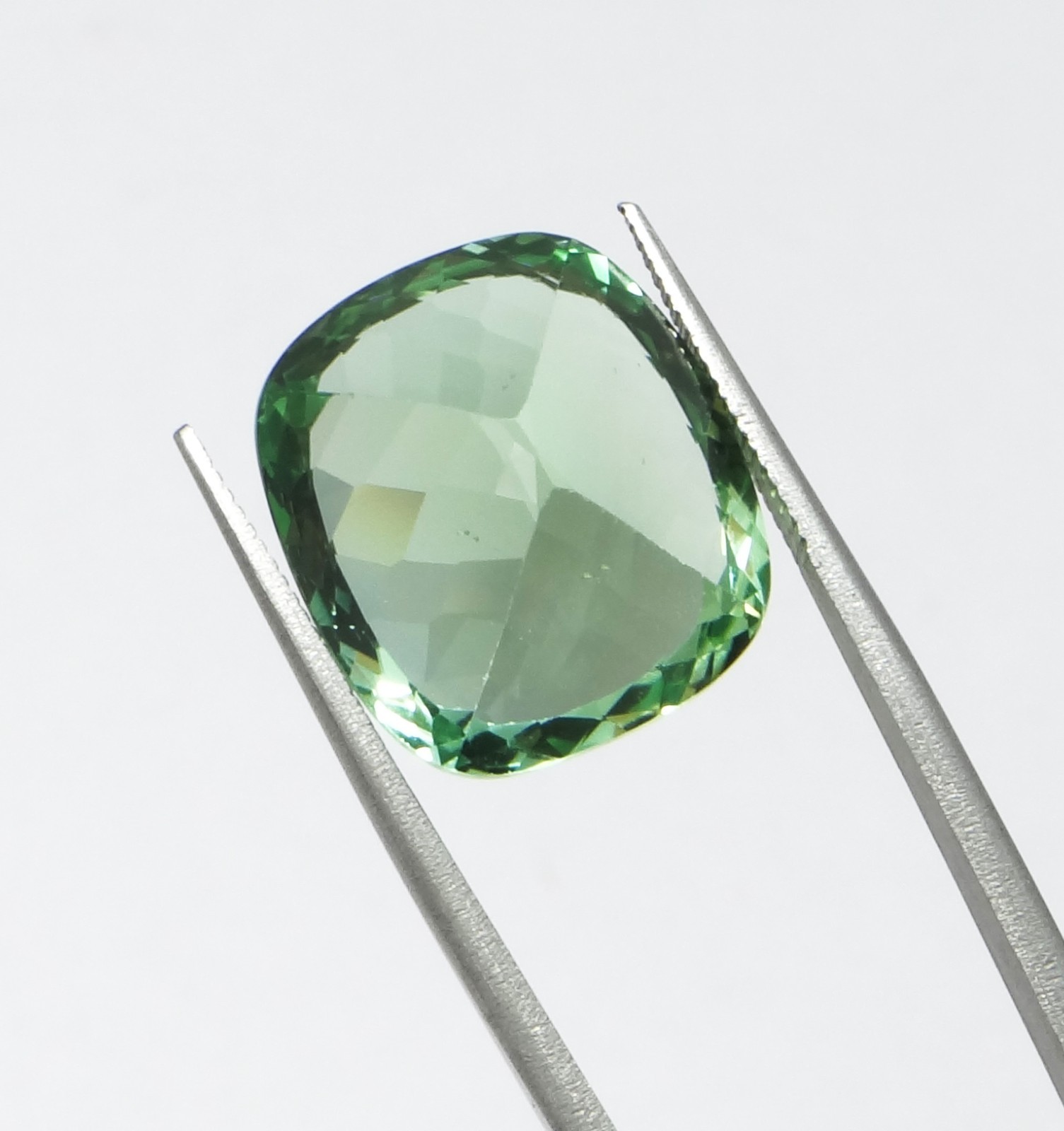 15.00 Ct Natural AAA+ Green Tourmaline Cushion Cut Loose Gemstone Certified