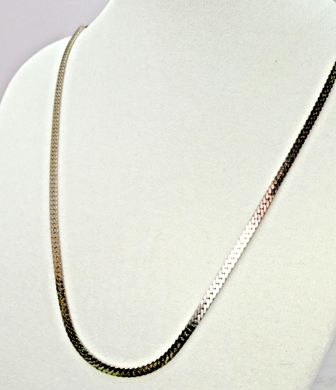 Vintage Silver Tone Flat Herringbone Chain Liquid Fluid Statement Collar Necklac