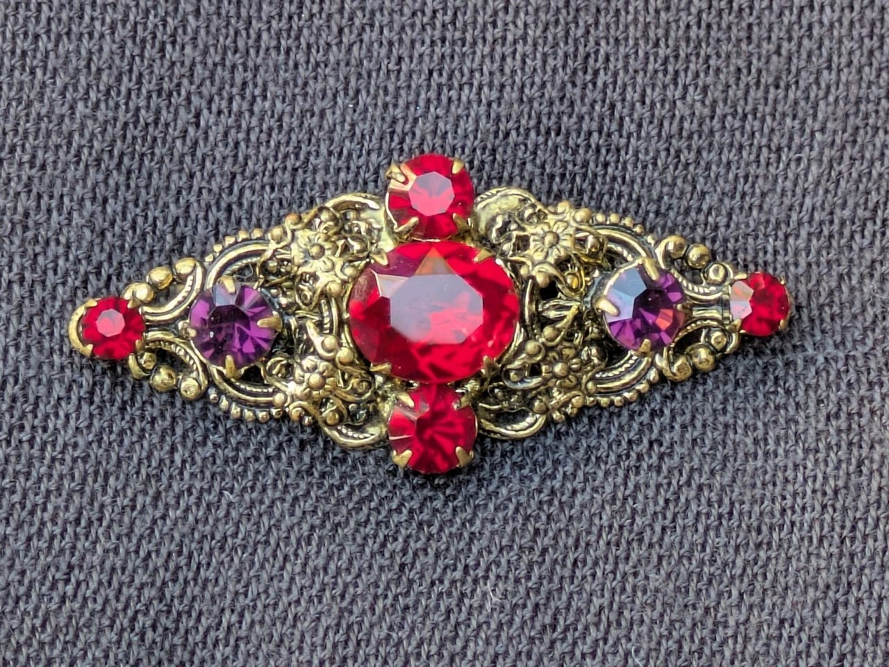 Vintage Czechoslovakia Red & Purple Glass Rhinestone Brooch – Czech Pin C29