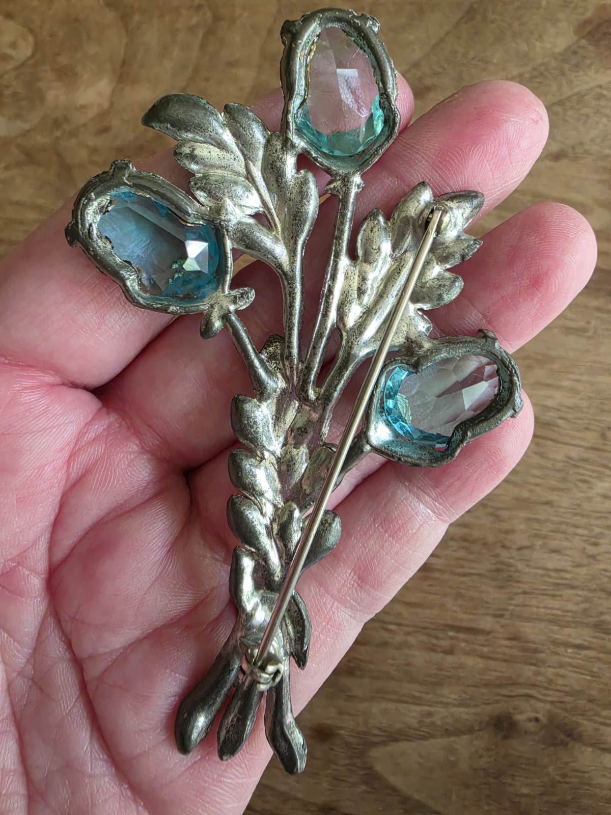 Silvertone Pot Metal Aqua Colored Glass Brooch Unsigned