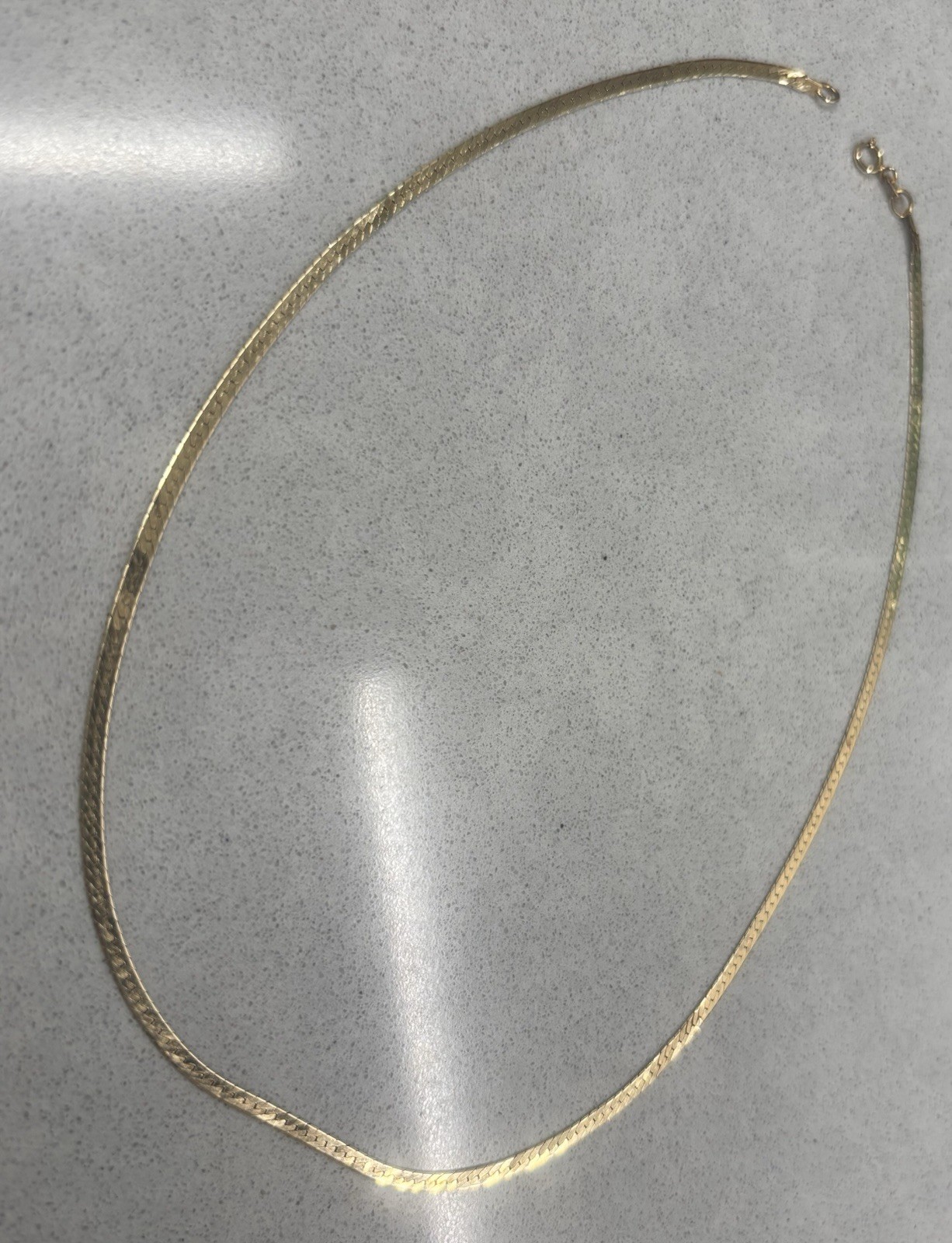 Vintage 14K Solid Yellow Gold Herringbone Necklace ~ 0.25” ~ 4.15g