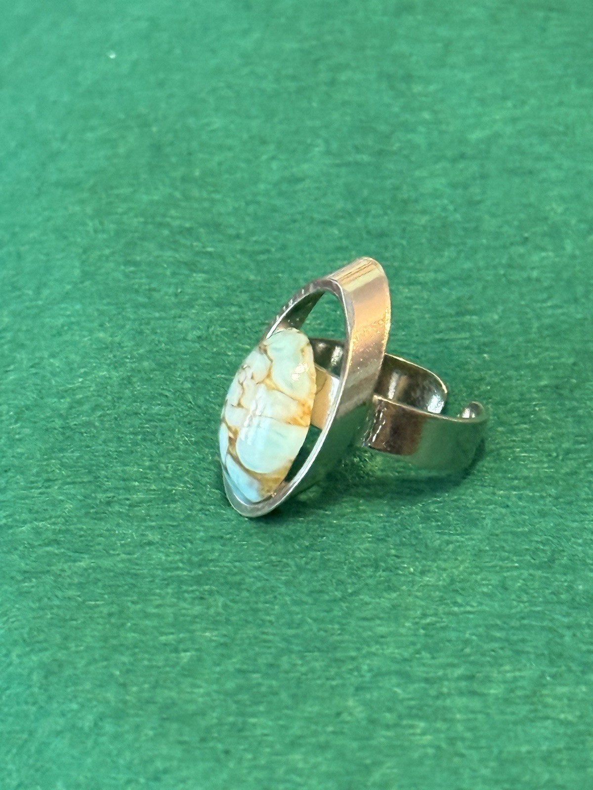 Oval Bezel-Set Turquoise Cocktail Ring Silver-Tone Adjustable 1 Stone