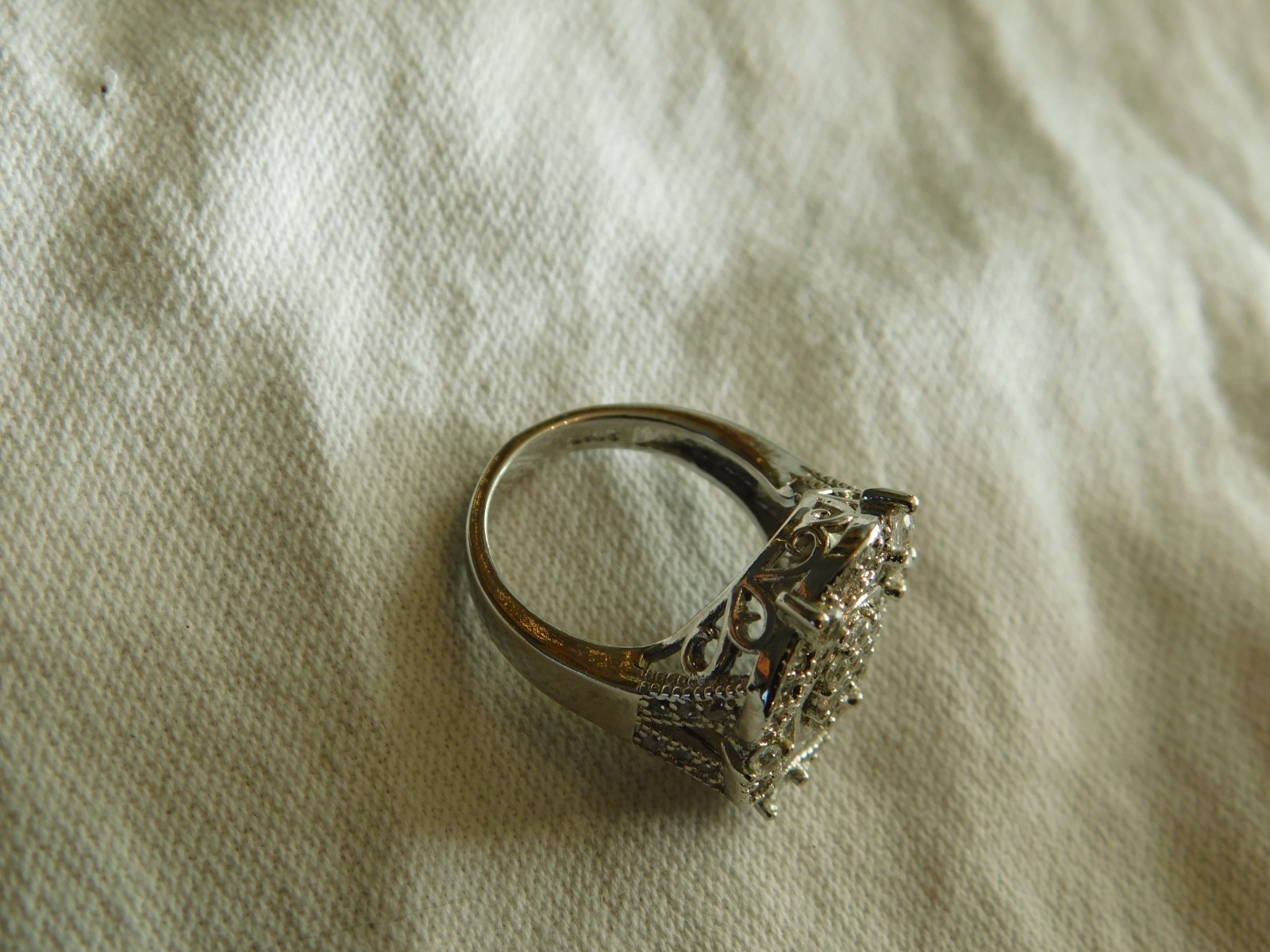 Sterling Silver Cubic Zirconia Statement Ring Size 7 Signed Canada 925