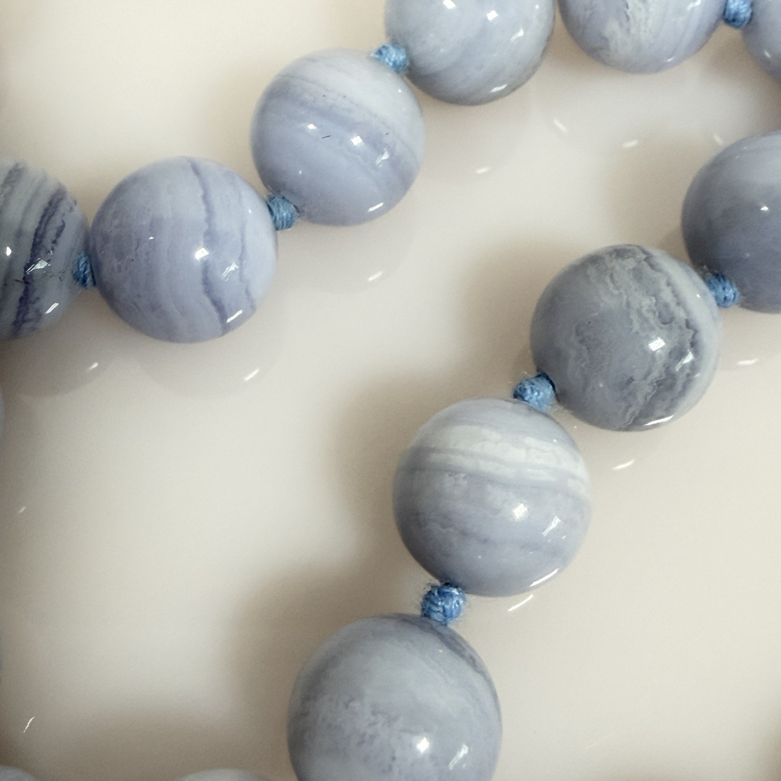 Vintage Blue Lace Agate Beaded Necklace 31″ Endless Strand Hand Knotted 9.7 mm
