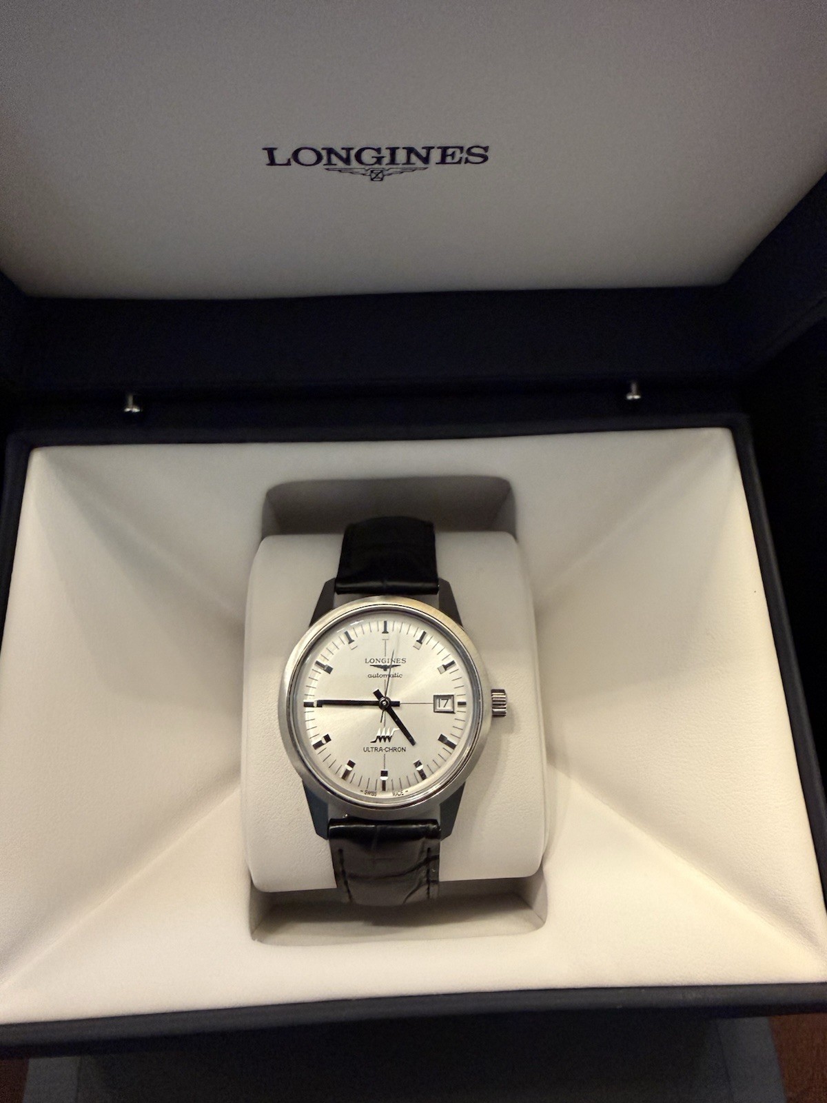 Longines Ultra-Chron Classic 37mm L2.537.4.72.2