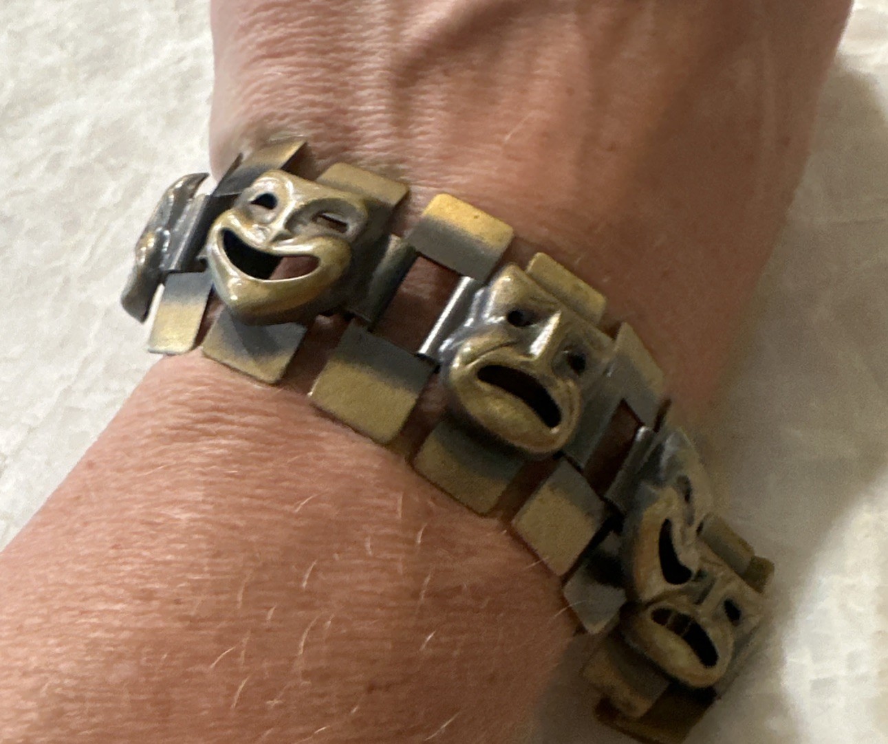 Vintage Brass Tone Comedy Tragedy Theater Mask Panel Bracelet MCM Unsigned
