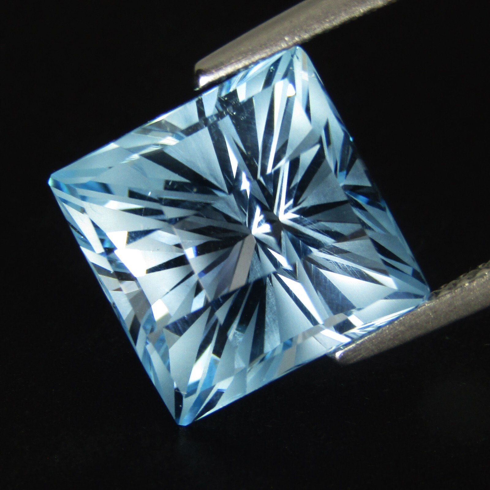 11.30Cts Glorious Natural Sky Blue Topaz 11.2mm Pixel Cut Loose Brazil Gemstone