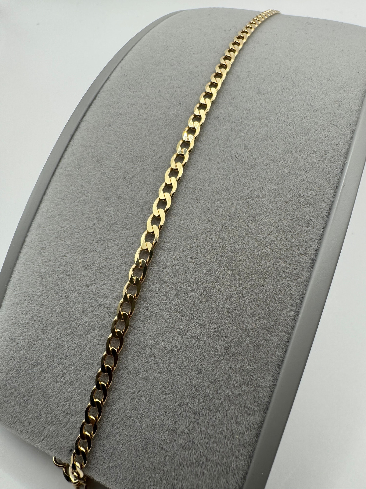 9ct Yellow Solid Gold 3.1mm Curb Link 20 Inch / 50cm Necklace (G80MC)