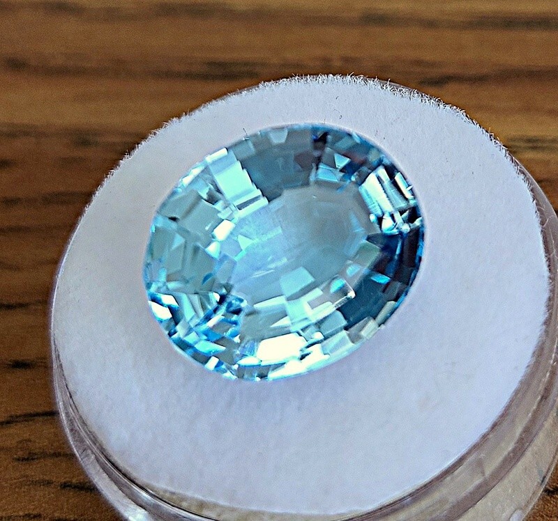 Blue Topaz 10.88 Ct Oval Swiss Blue Topaz 14 X 12 mm Loose Stone Gemstone