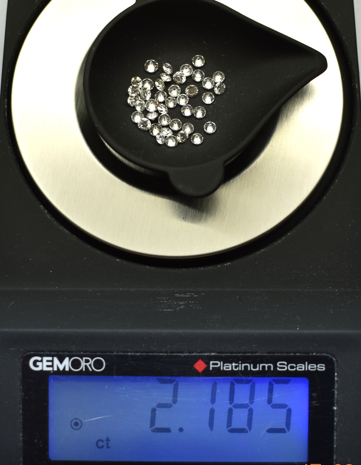 Melange lot of 40 Round brilliant cut diamonds 2.18 cttw G-H-I SI2-SI3 EYE CLEAN