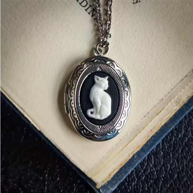 Gothic Cat Cameo Oval Pendant Necklace Locket New