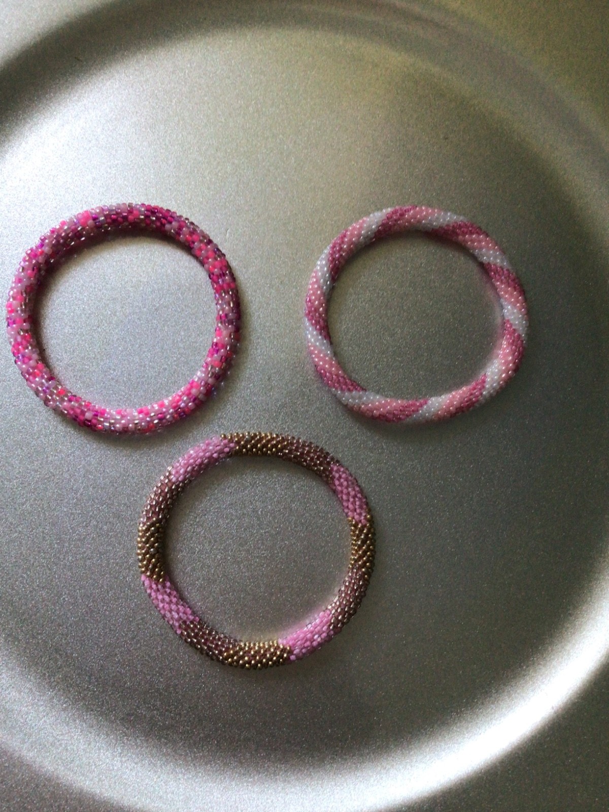 PINK COLORED 7″ ROLL ON SASHKA BRACELETS, 12 PCS