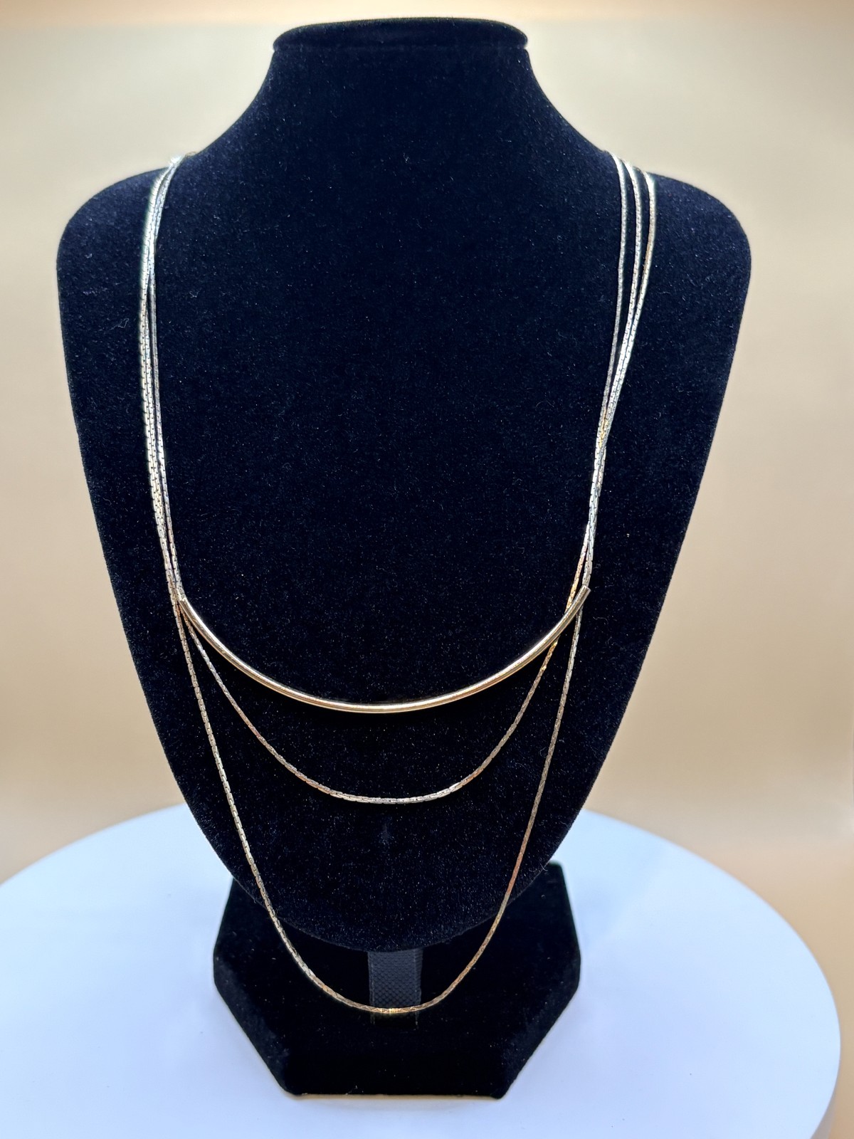 Gold Tone Triple Strand Layered Necklace Curved Bar Adjustable Unbranded Modern