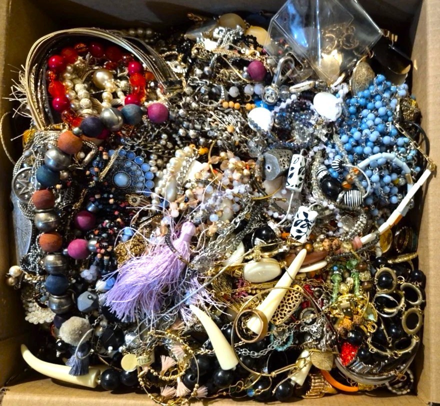 Tangled Unsearched Huge Jewelry Lot VTG Vintage & Mod Junk & Good Mix Resell Fun
