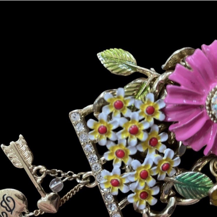 BETSEY JOHNSON Rare Floral Bouquet Gold-Tone Bracelet