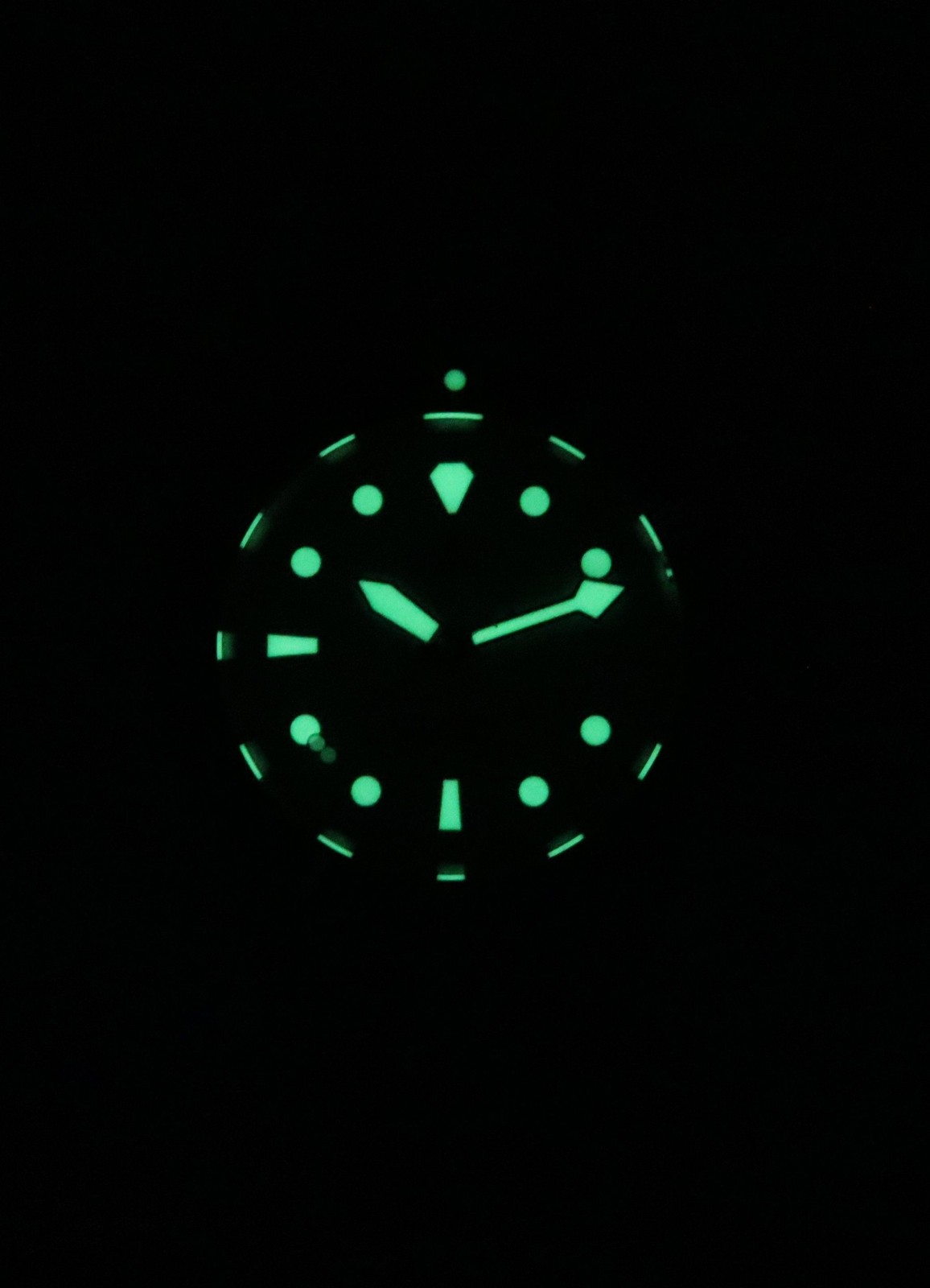 Ratio FreeDiver Green Dial Stainless Steel Quartz Diver’s RTF039 Men’s Watch