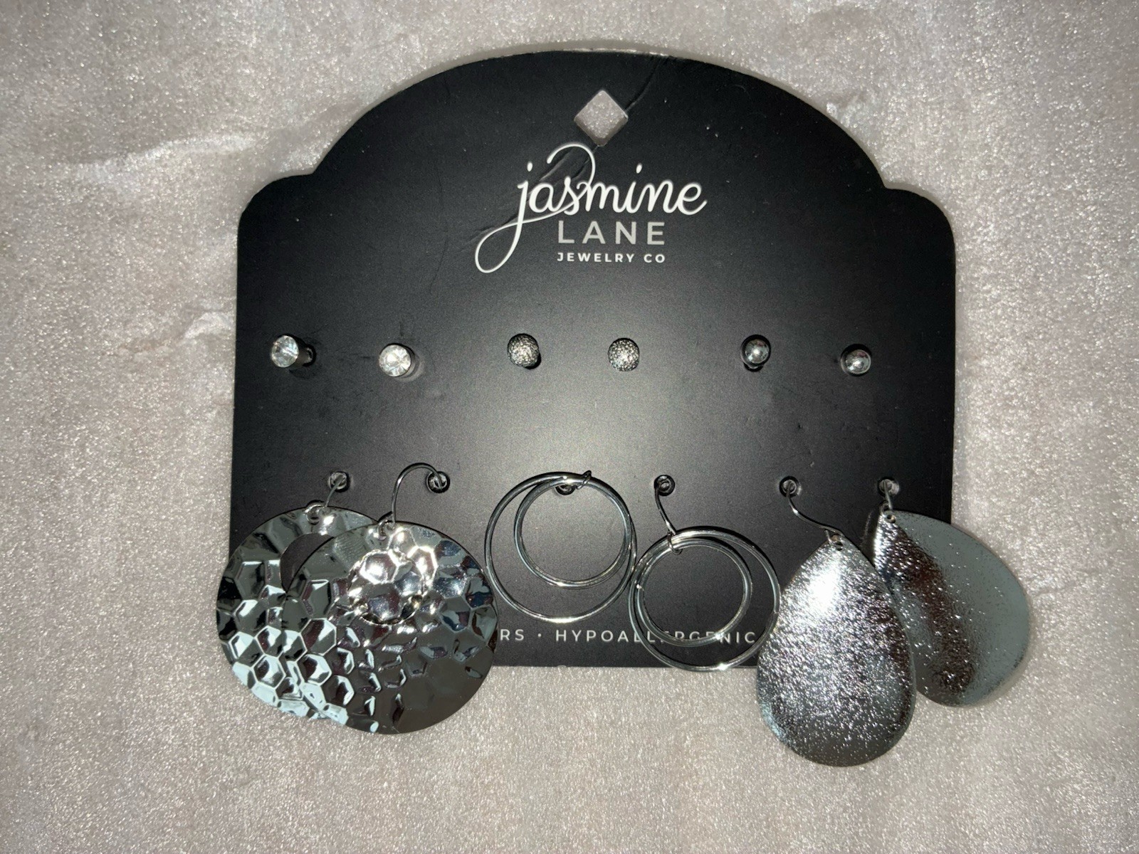 NEW & CARDED JASMINE LANE EARRINGS