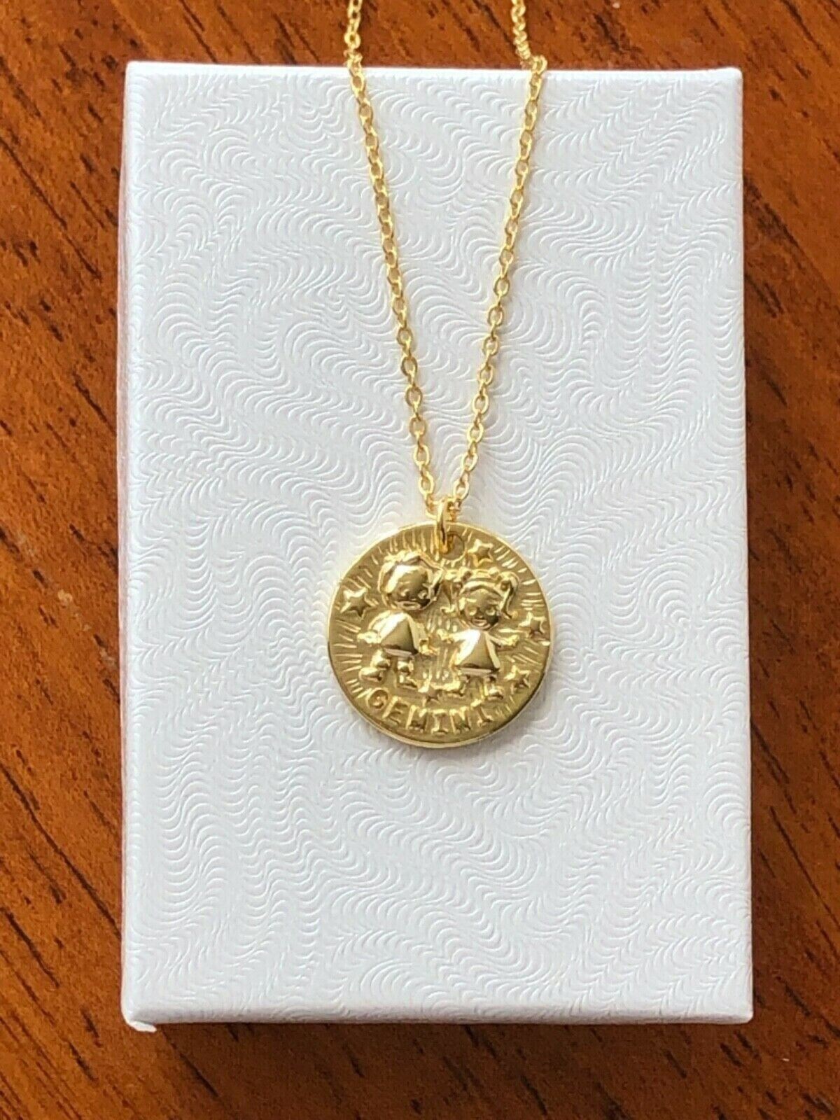 925 Sterling Silver Round Gold Zodiac Gemini Pendant Necklace Women 15mm 18″